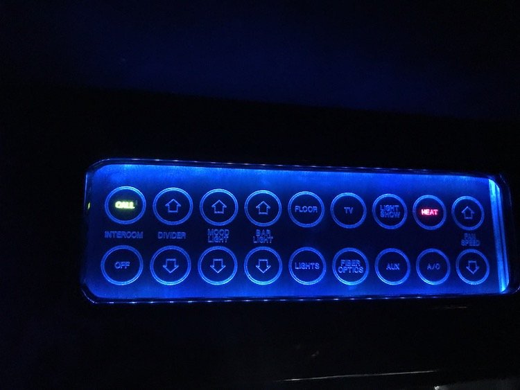 Chrysler 300 Limo - Davinci - Custom Limousine Kansas City