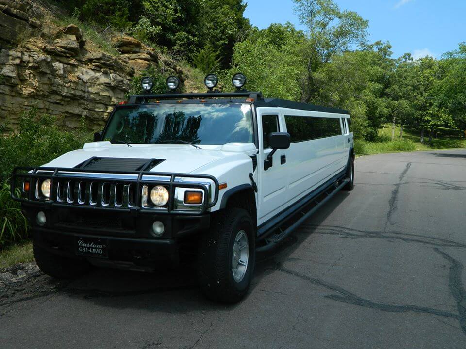 H2 Hummer Limo - Custom Limousine Kansas City