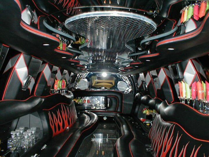F250 limousine ceiling and bar detail