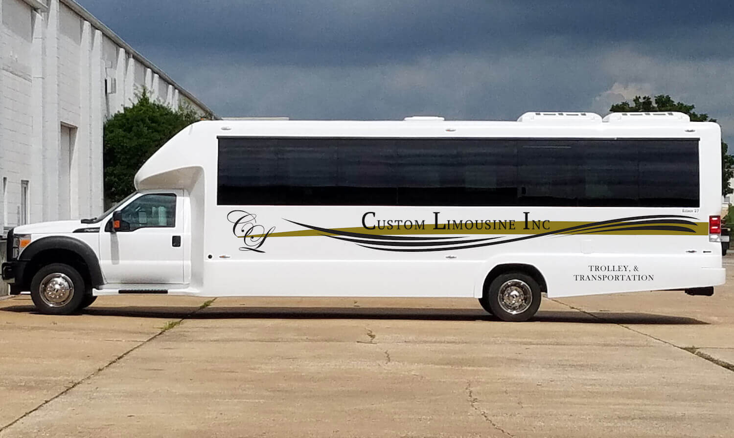 Party Bus - Custom Limousine Kansas City