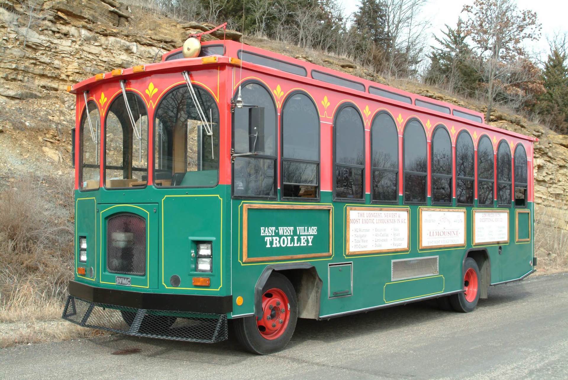Classic trolley wedding transportation in Lee's Summit